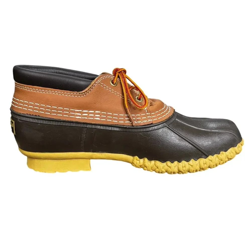 L.L.Bean step confidently
